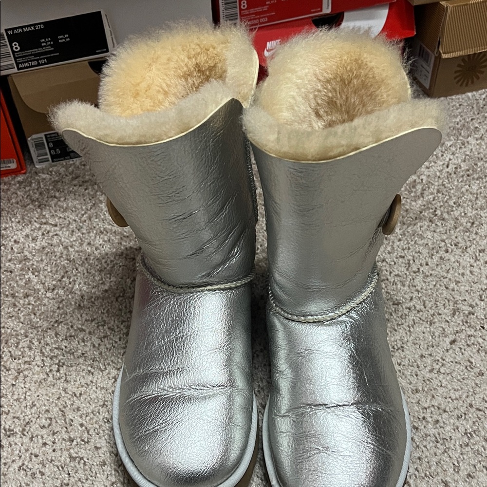 UGG Metallic Silver Ankle Boots with Plush Cream Lining